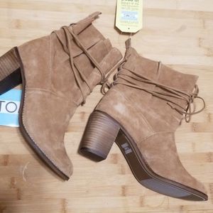 Toms Mila Suede Boot in Toffee, size 11